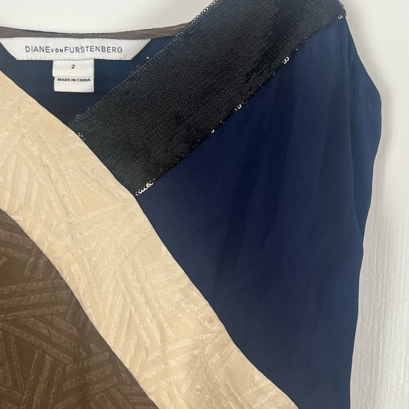 DIANE VON FURSTENBERG 'FREDERICA' Dress Tan/Midnight/Black/Khaki Brown Size 2 - Picture 6 of 16